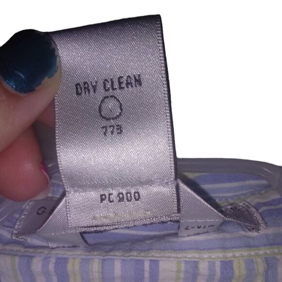 GEOFFREY BEENE SPORT STRETCH women's 10 blue striped button up sleeveless shirt - Picture 3 of 6